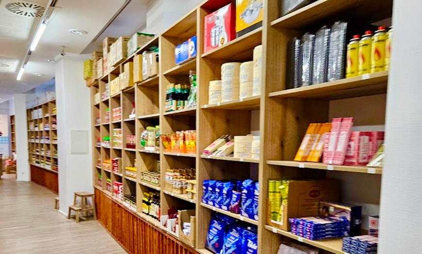 Image 2: Pimp my noodles: Instant Nudeln nach Wahl inkl. 2 Toppings & Getränk