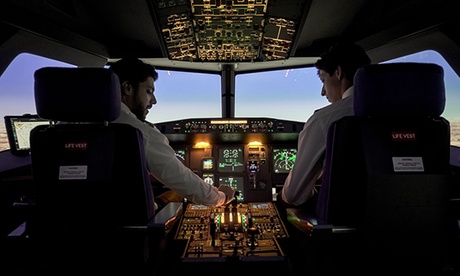 Para 2 personas: simulador de vuelo durante 75 minutos