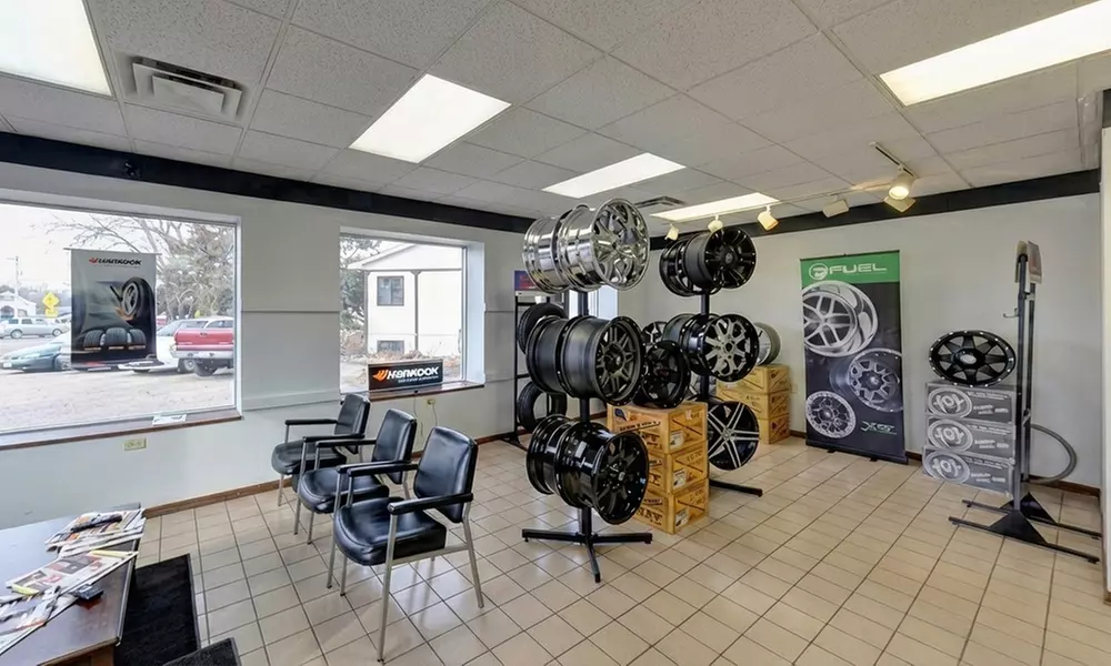 Full Synthetic or Synthetic Blend Oil Change for Engine Car