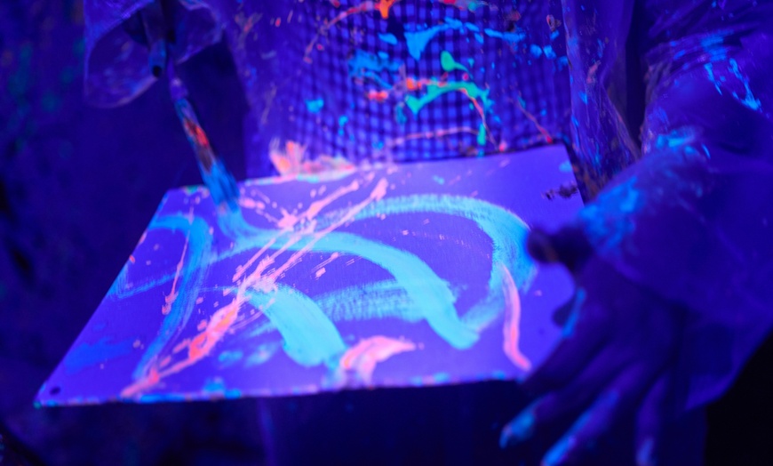 Image 7: Spray Paint Graffiti Experience for 1, 2 or Up to 4