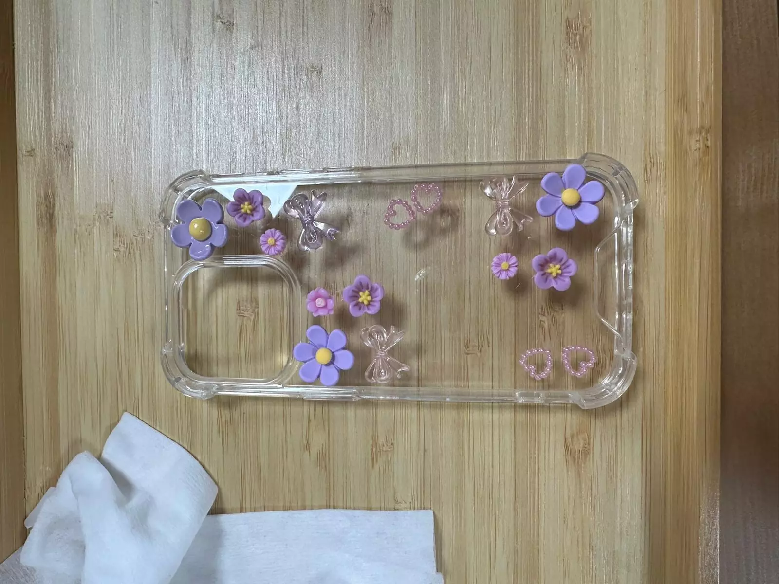 Workshop „Gestalte deine eigene Handyhülle“ inkl. Snacks und Getränke