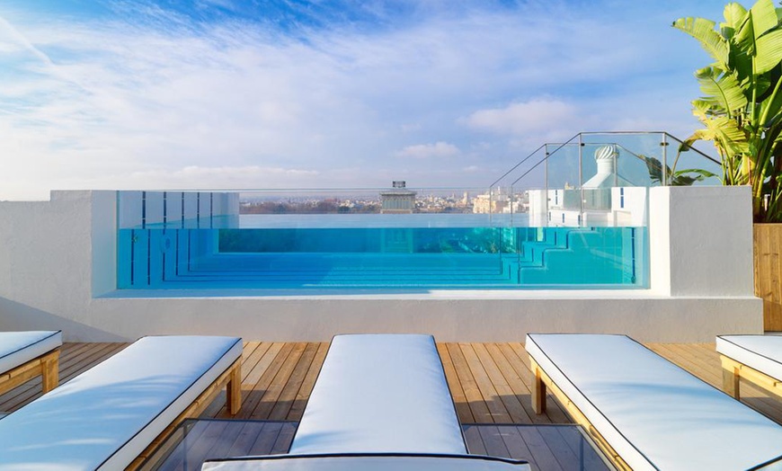 Image 10: Madrid: habitación doble o twin con desayuno para 2 personas