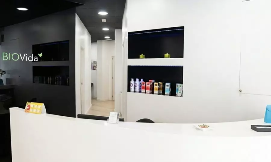 Radiofrecuencia y masaje kobido con vitamina C y activos