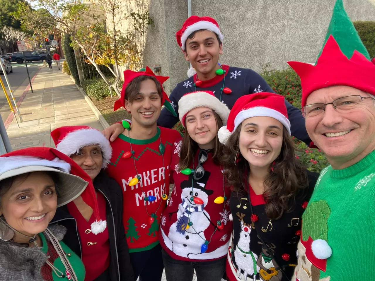 Scavenger Hunt Experience - Choose Your City with Puzzling Adventures