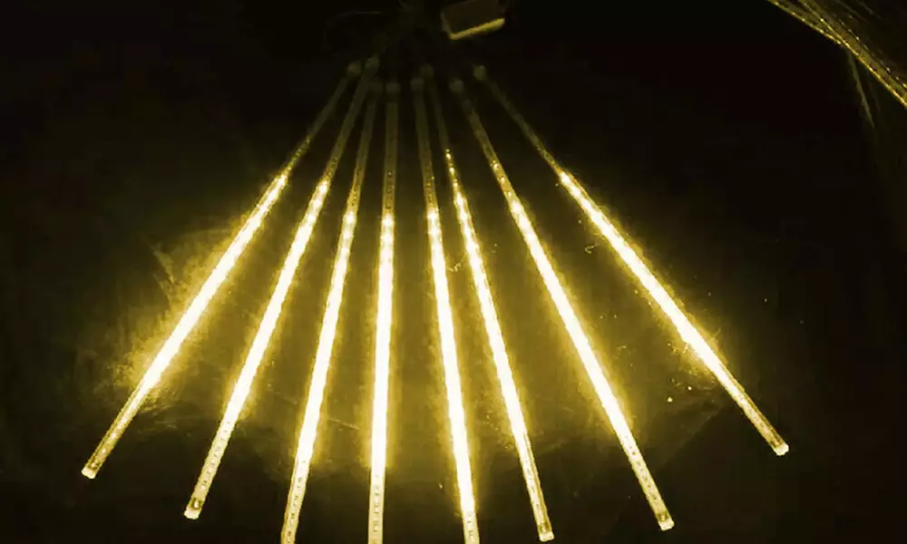 Fino a 2 confezioni di luci decorative a goccia impermeabili