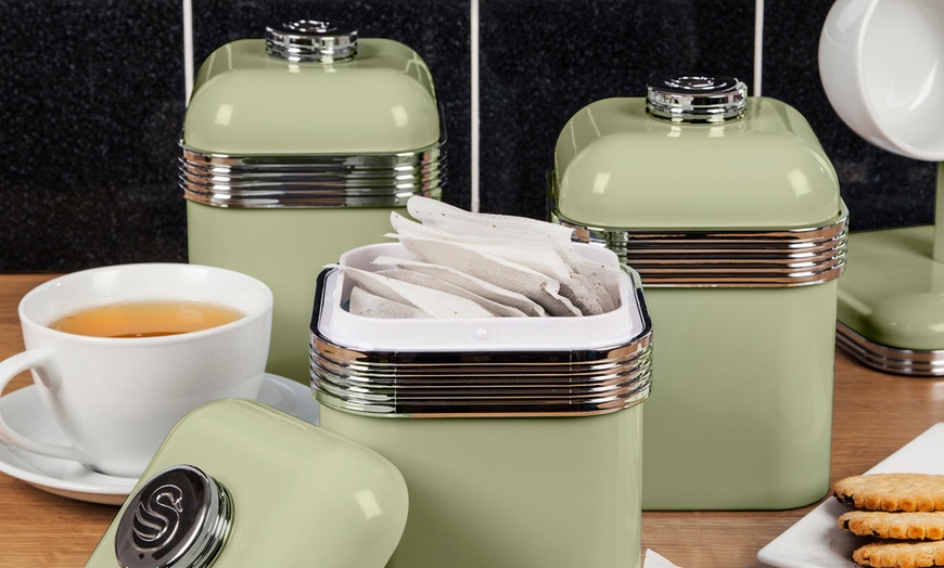 Image 11: Swan Bread Bin and Canister Set