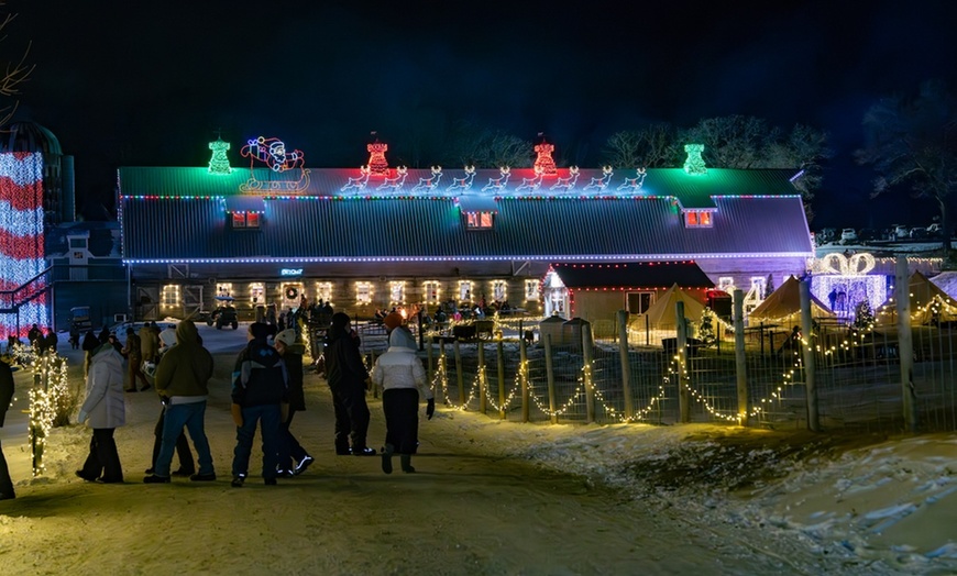 Image 11: Christmas Getaway w/ Walk or Drive Through Option in St. Croix Falls