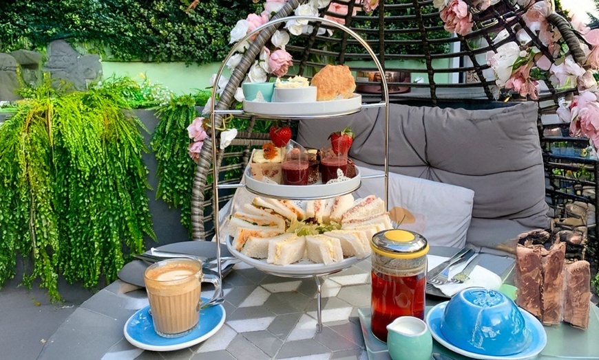 Image 2: Classic Afternoon Tea for 2 or 4 People at Social Brew Cafe, London 