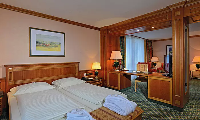 Bad Gögging: 2-3 Nächte mit Halbpension und Massage