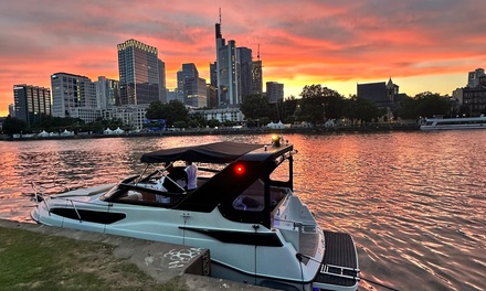 90-minütige Bootstour für bis zu 9 Personen - SkylineRides GmbH