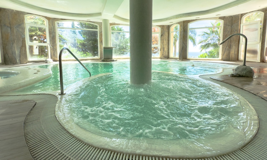 Image 9: Circuito spa para 2 personas con opción a masaje y tratamiento 