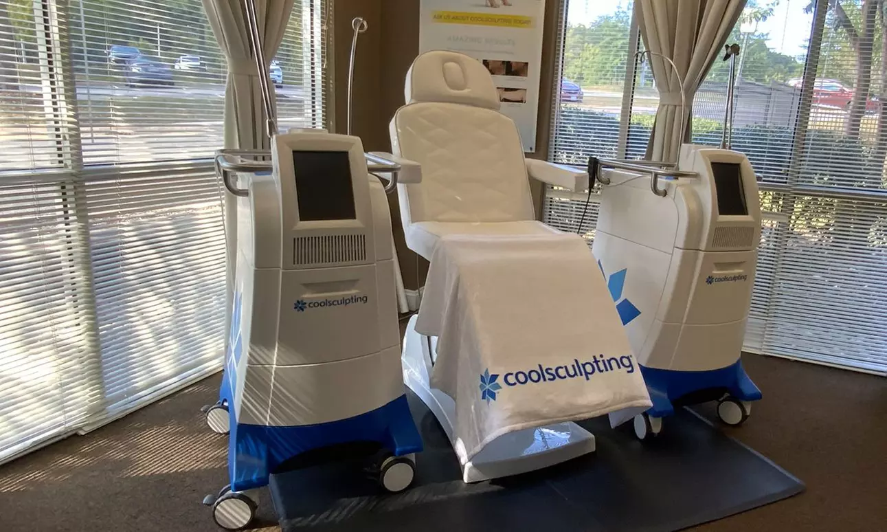 Signature Facial at Cosmopolitan Contouring (Up to 55% Off)