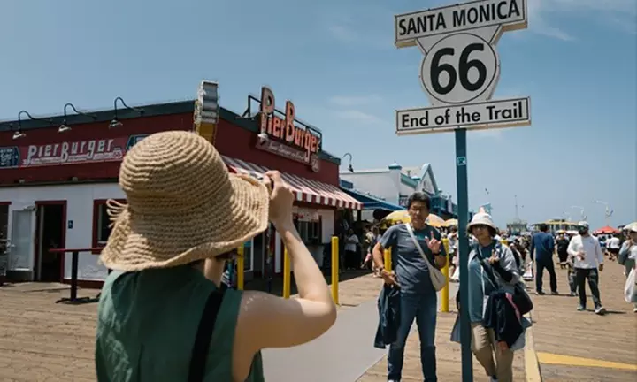 Hollywood Sightseeing, Celebrity Tour & More For One Child or Adult