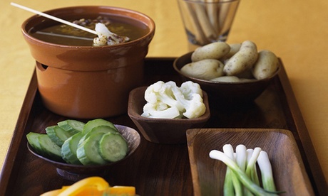 Menu torinese con bagna càuda All you can eat fino a 6 persone alla Trattoria del Grappolo (sconto fino a 74%)