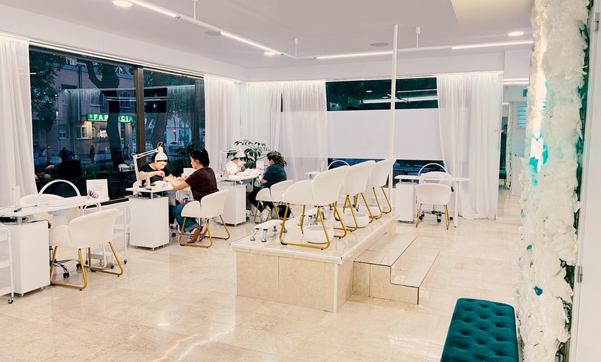 Image 7: Hasta 7 sesiones de depilación con láser SHR en una zona a elegir