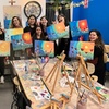 Image 9: Taller de pintura de 2 h con picoteo y vino ilimitado para 1 o 2 pax.