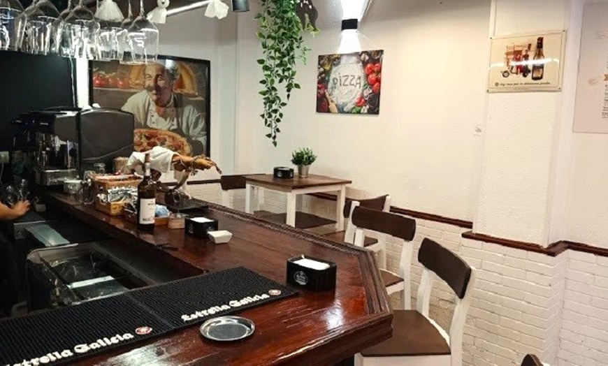 Image 10: ¡Dirección Italia! Menú completo de pizza o pasta para 2 o 4 personas