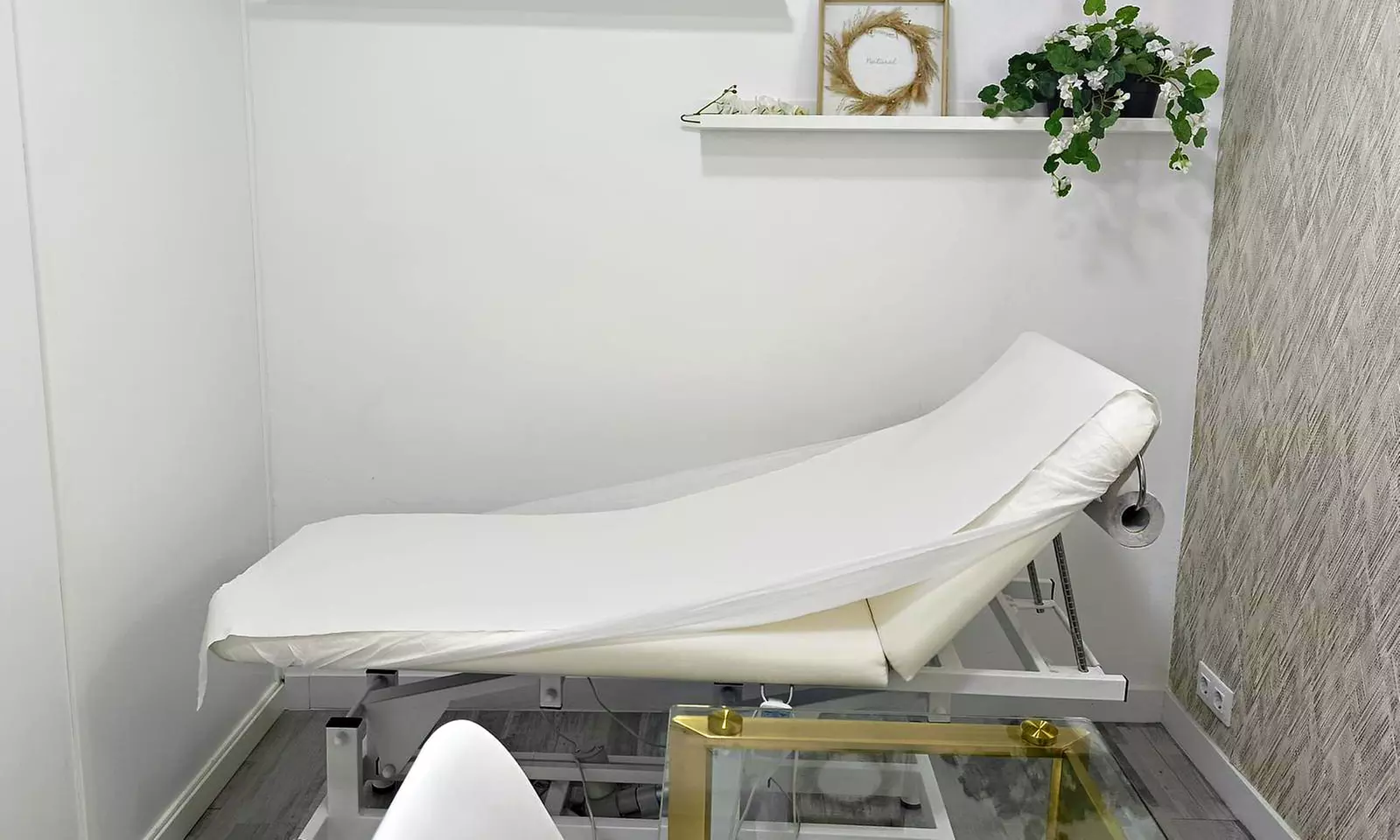 1 o 2 sesiones de tratamiento facial inyectado con polinucleótidos