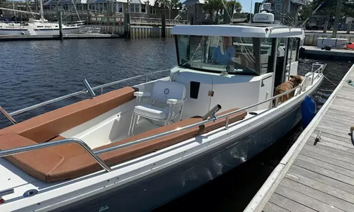 One or Two Hours of Private Scenic Boat Tours for Up to 6 People
