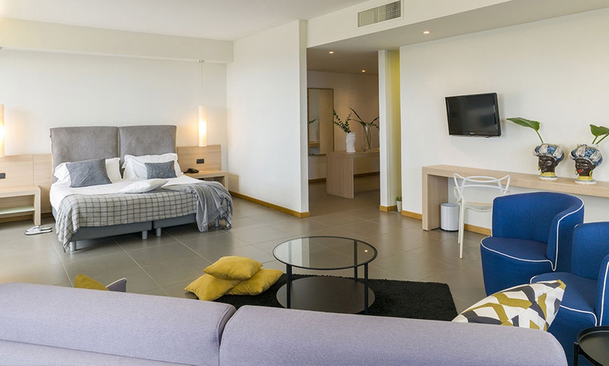 Image 7: Catania 5*: 1 o 2 notti in camera doppia Superior con colazione e Spa