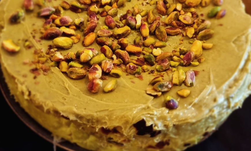 Image 7: 6 o 12 porciones de tarta o torrijas de sabores a elegir