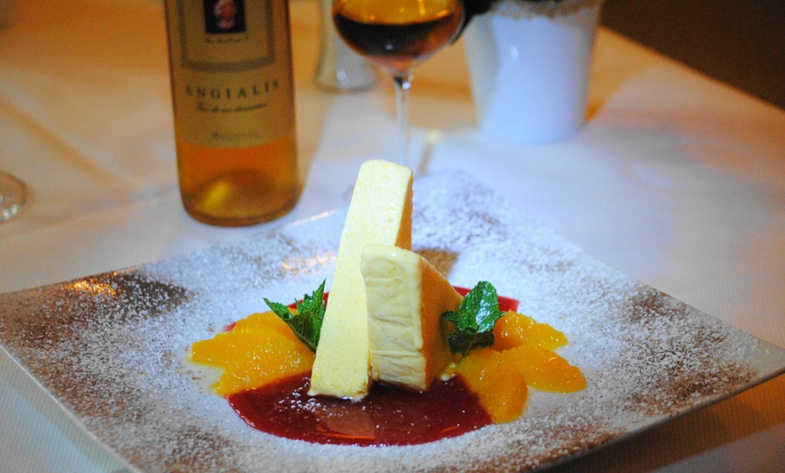 Image 11: Sardisches Fine-Dining-Überraschungsmenü – 3 Gänge für 2 Personen