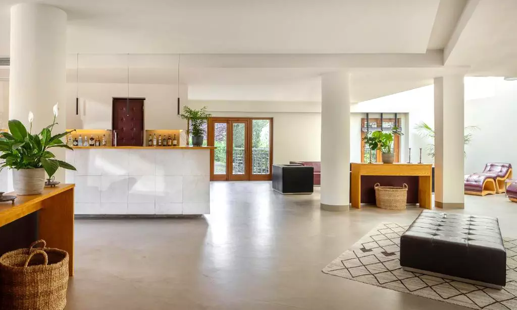 Siena 4*: camera Classic con colazione o mezza pensione, Spa e drink