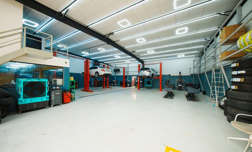 Image 3: 4, 6, or 8 Cylinders Oil Change(CALTEX HAVOLINE)+Car Wash+Health Check