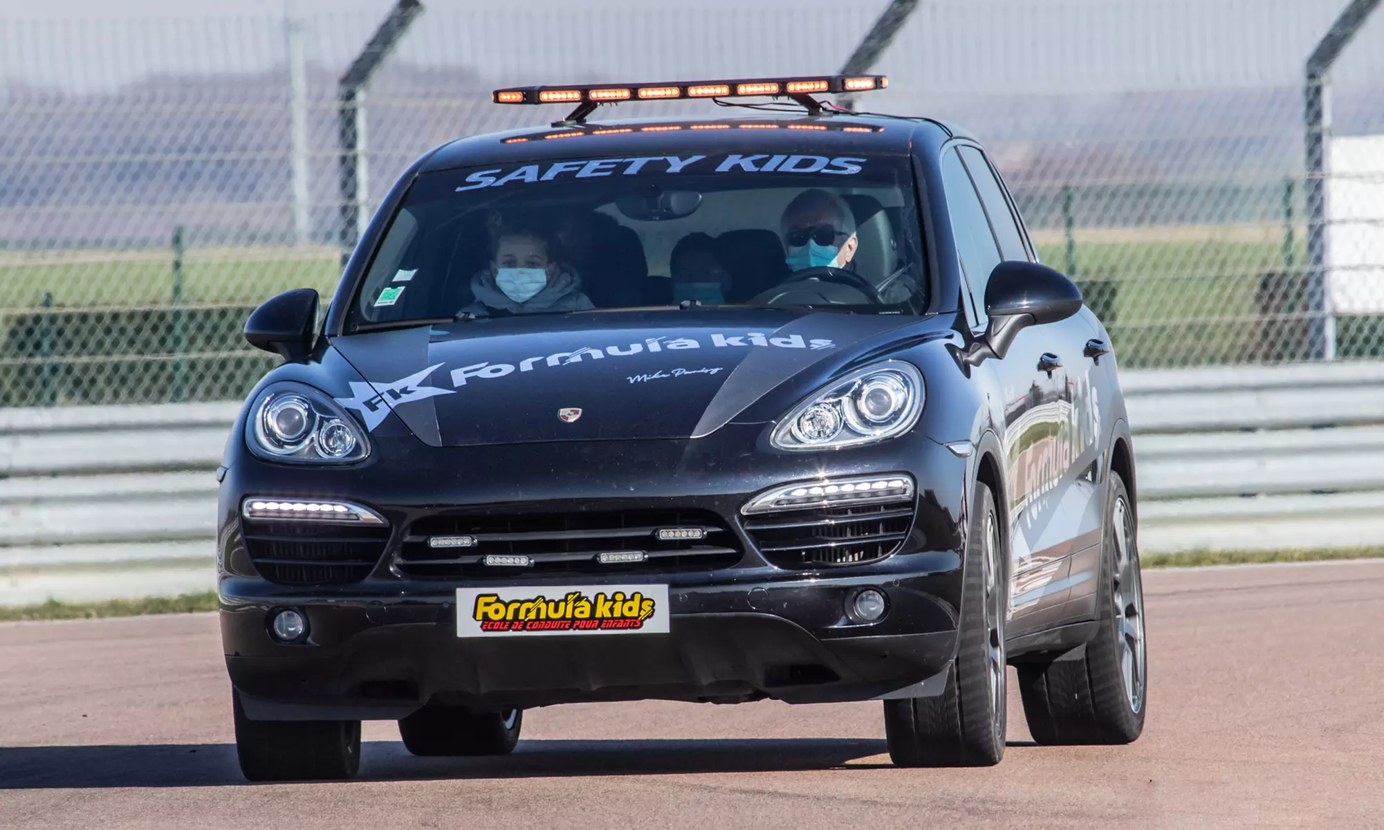 Stage de conduite à Formula Kids Alès circuit Pôle Mécanique Karting