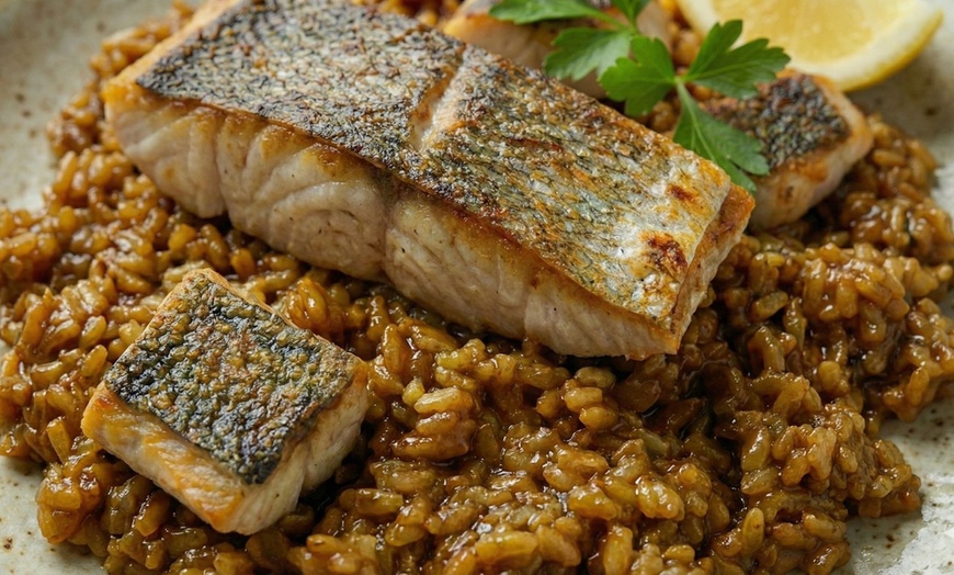 Image 15: Menú de cena gourmet con 4 pases y vino para 2 o 4 al lado de la playa