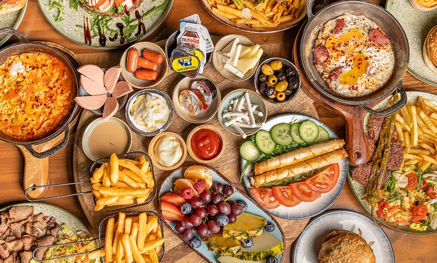 Image 5: Luxe Belgische en Turkse brunch met bubbels