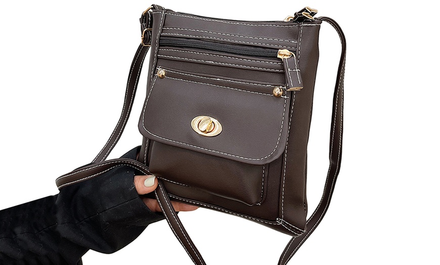 Image 17: Women's Vintage Style Crossbody Shoulder Bag