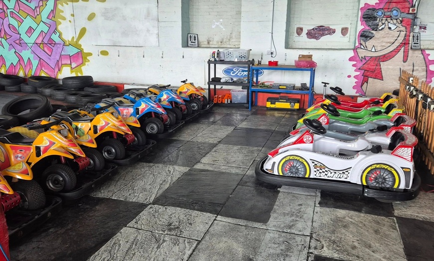 Image 3: 20-Minute Go Karting Experience for 1 to 4 Racers