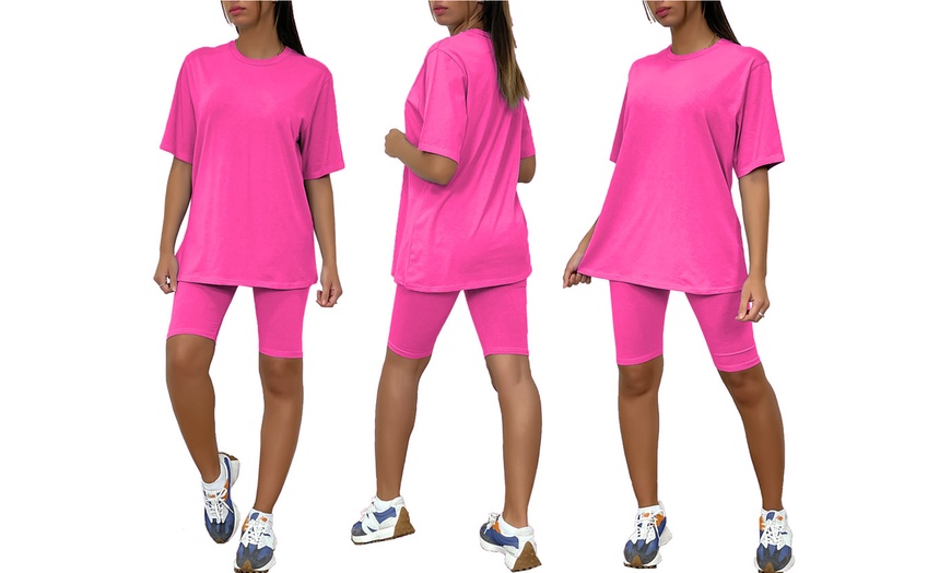 Image 10: Women's T-Shirt and Shorts Fitness Set