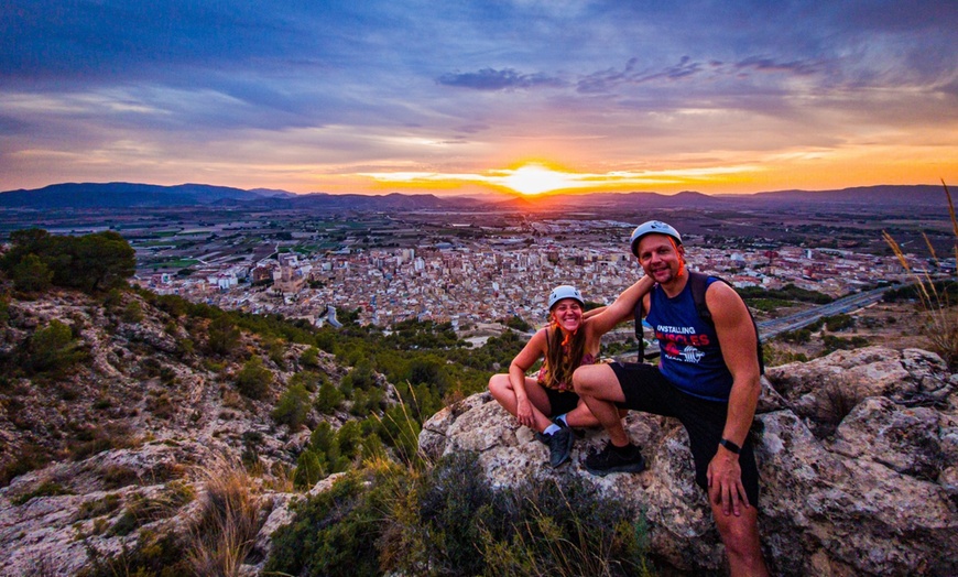 Image 1: Experiencia única: ferrata a elegir por niveles para 1 o 2 personas