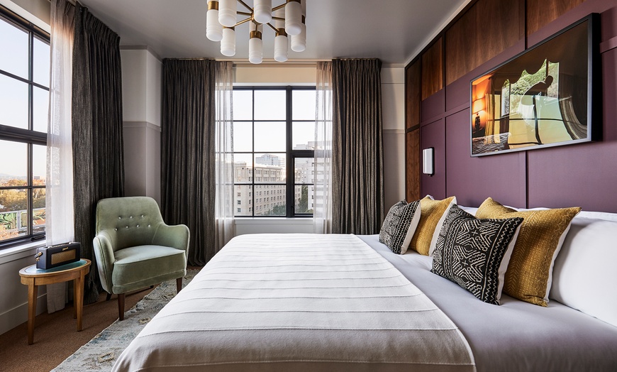 Image 13: 4* Stay in Oregon’s Historic Town With Curated Art & Mid-Century Charm