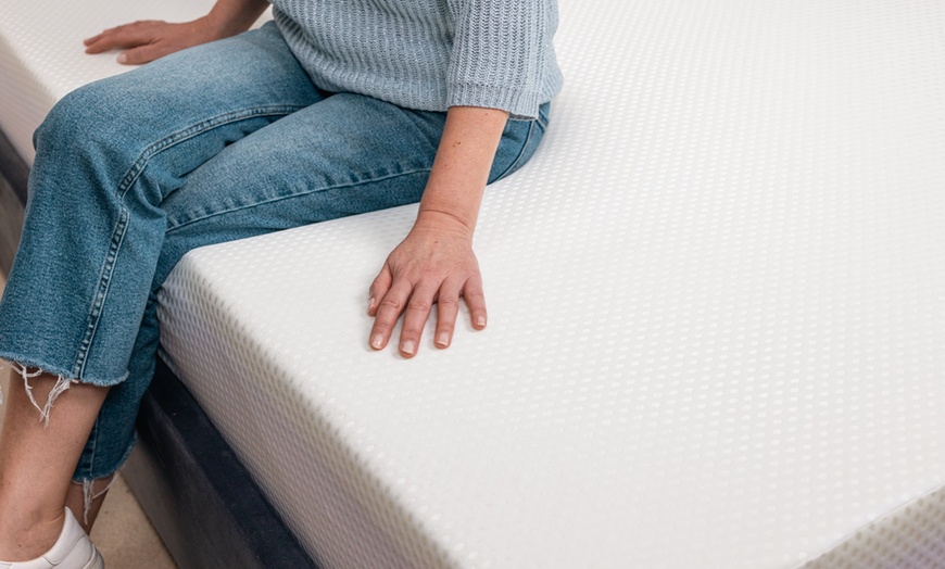 Image 10: DS Living PureDream Memory Foam Mattress in Multiple Depths and Sizes 