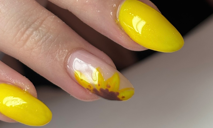 Image 6: Up to 25% Off on Nail Spa/Salon - Shellac / No-Chip / Gel at All about you beauty and training salon