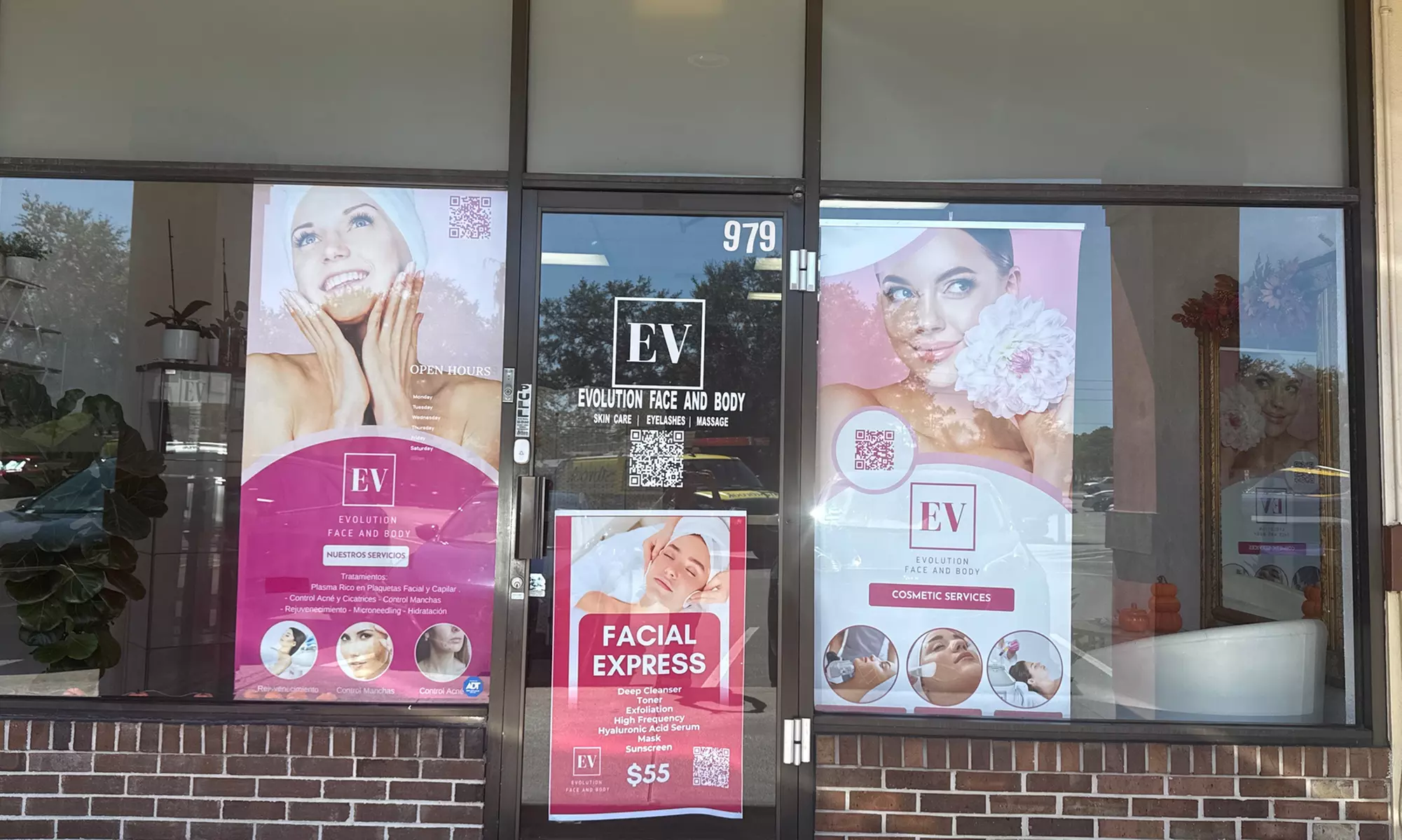 Brow & Lash Enhancement Services — Shaping, Lifting, & Tinting Options