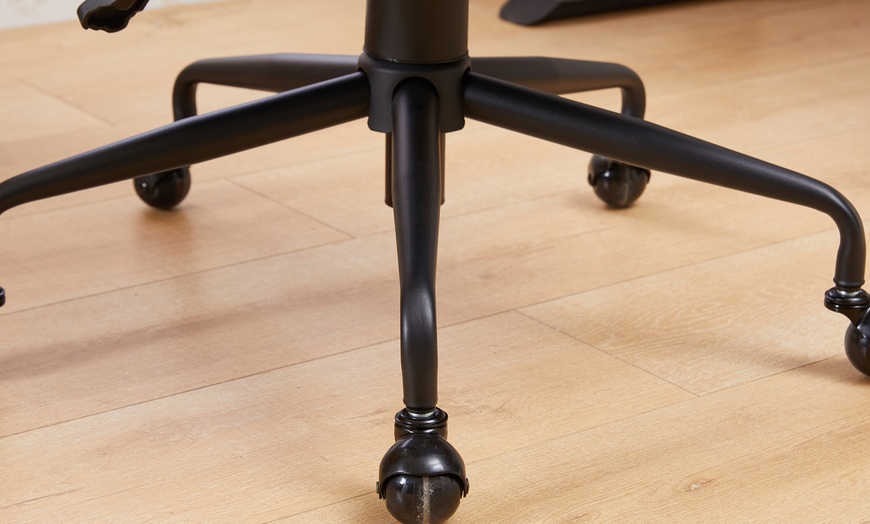 Image 26: Office Chair Collection