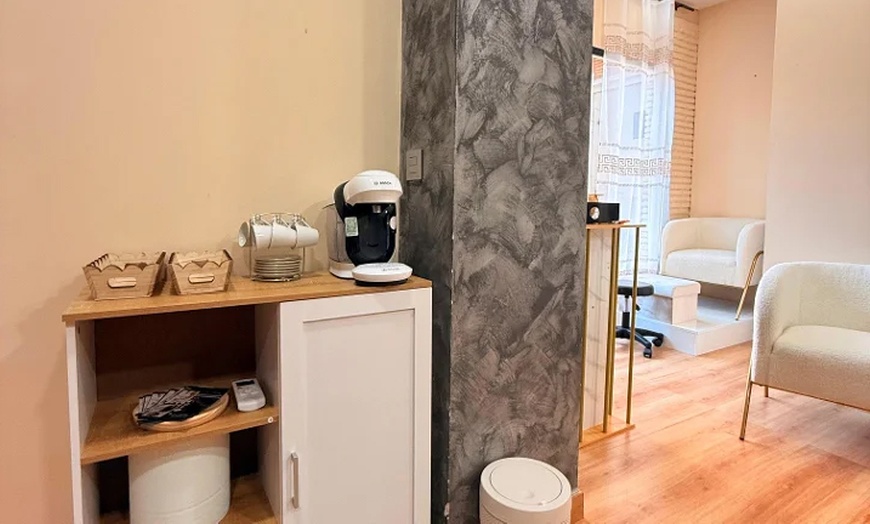 Image 4: Lifting, hidratación de pestañas, con o sin diseño y laminado de cejas 