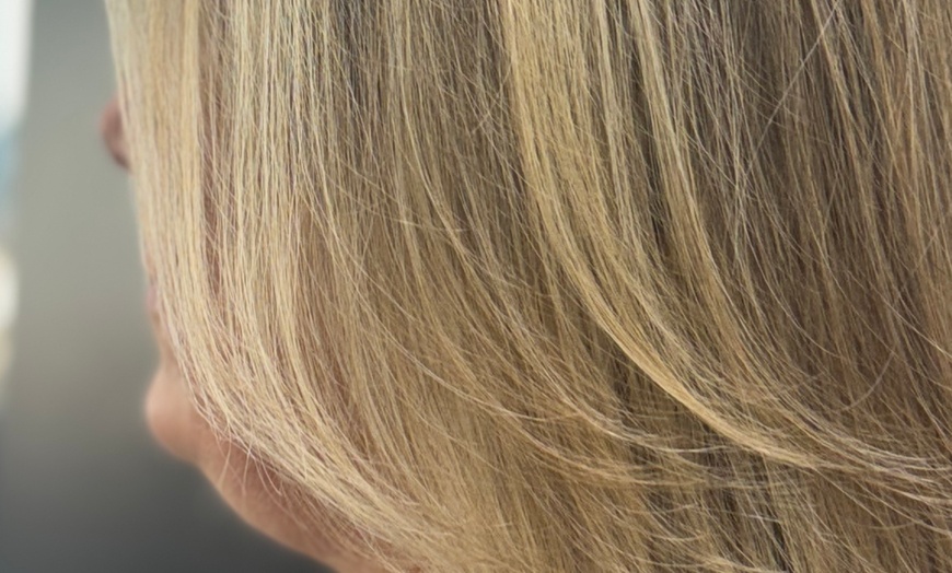 Image 2: Elevate with Women's Haircut, Shampoo, Perfect Blowout, Deep Conditioning, Single Color & More (Up to 49%Off)