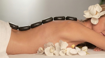75-Minute Massage Hot Stone or Aromatherapy - Elite Bodies of Work