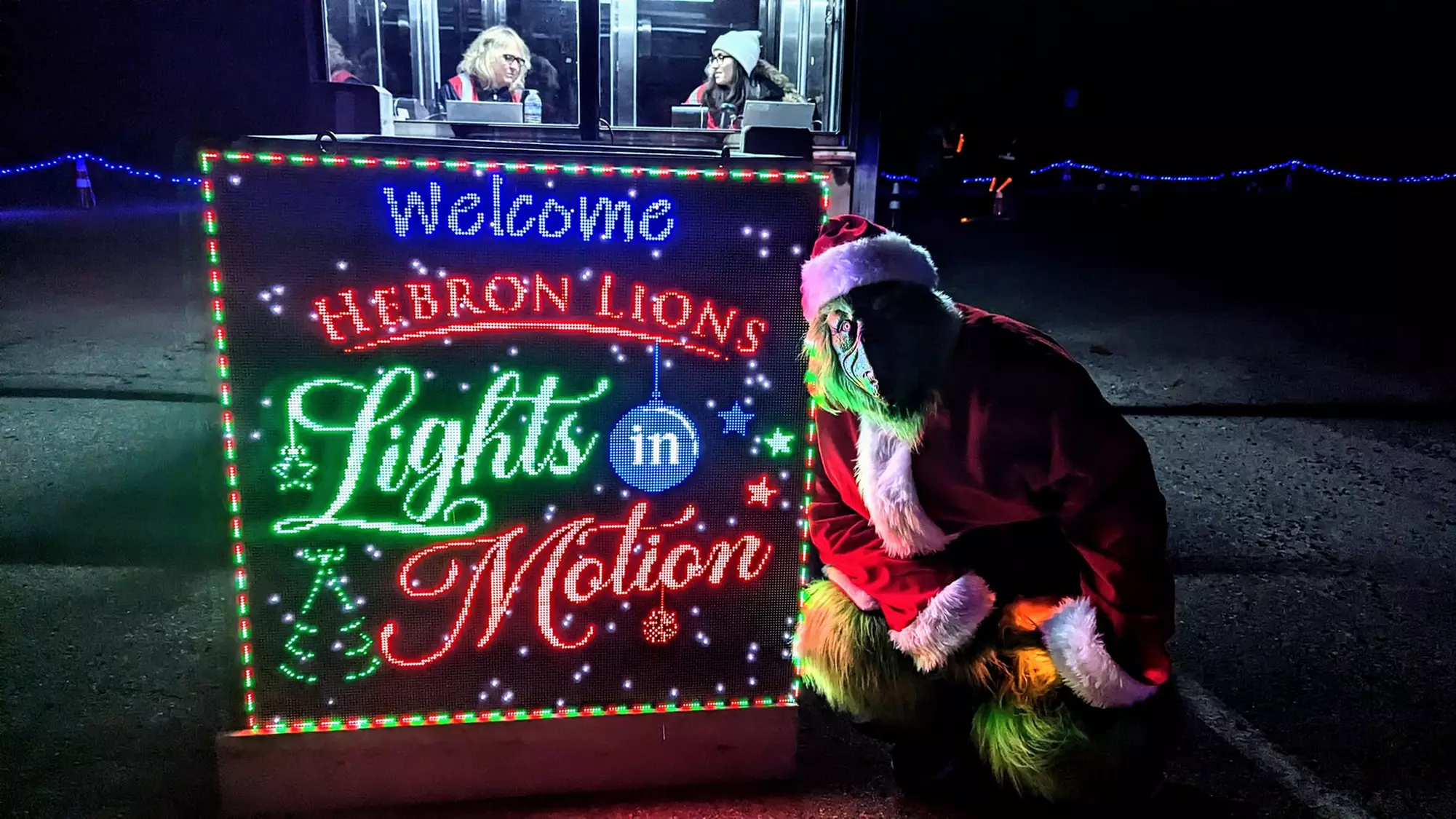 Connecticut's Best CT Drive-Thru, Featuring 1+ Million Lights