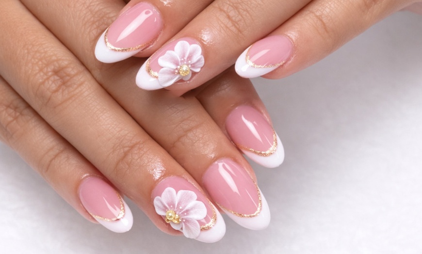 Image 4: Elevate Your Style with Short Full Set Acrylic/Gelx