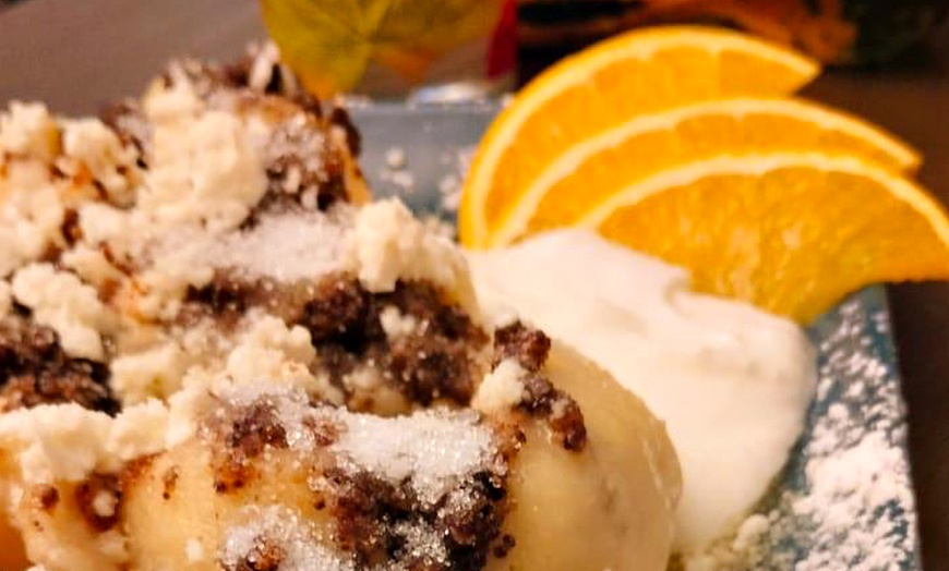 Image 3: Adventsessen: Gans mit traditionellen Beilagen & regionalem Geschenk