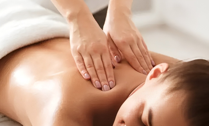 Image 6: Massage naar keuze 35 of 60 min.