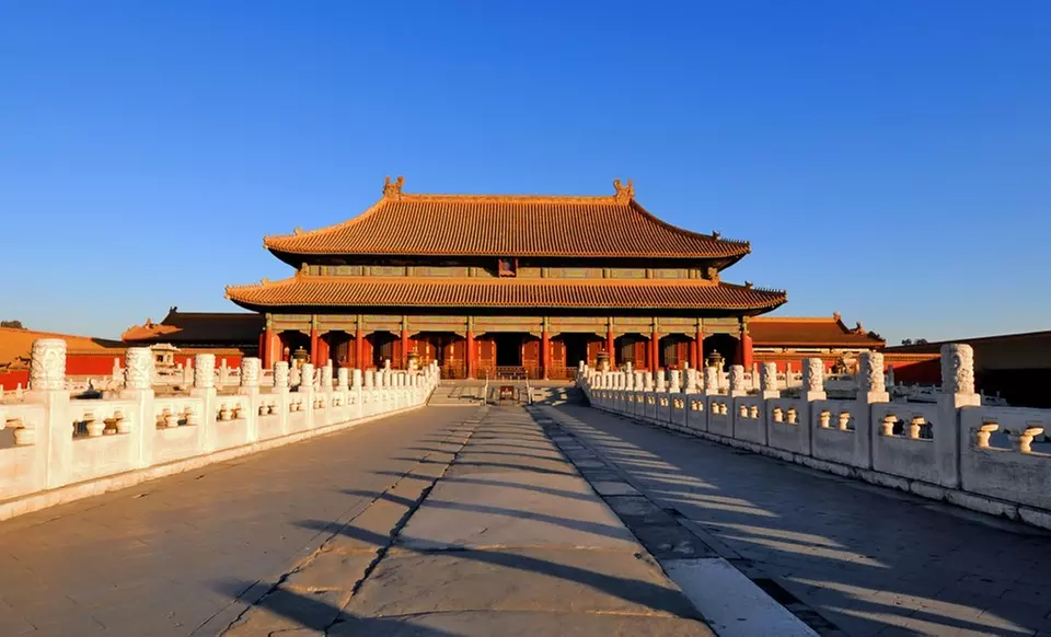 ✈ 8-Day Guided Tour of China with Air & Hotels from Affordable World
