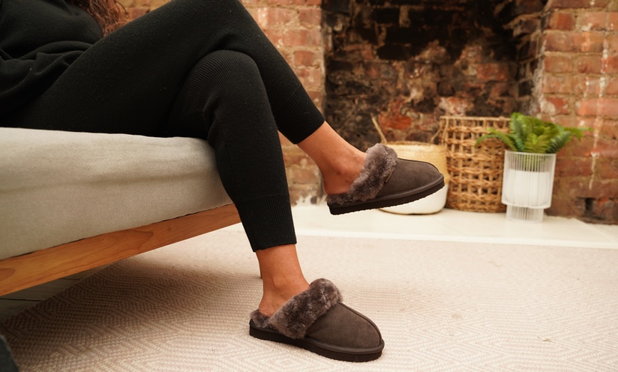 Image 14: Redfoot Ladies Sheepskin Slippers