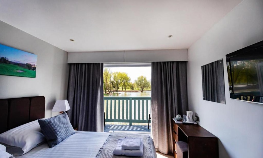 Image 12: Worcestershire: Choice of Lakeview Cabin with Breakfast